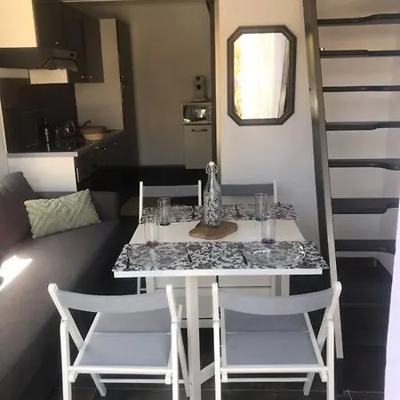 Au Pied Des Gorges Du Blavet Et à 20min Des Plages